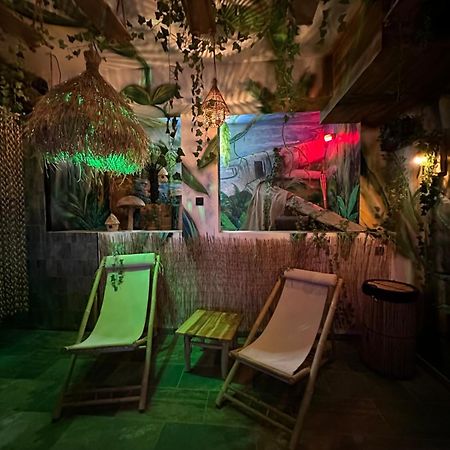 Jungle Spa Bed and Breakfast Dunkirk Exterior foto