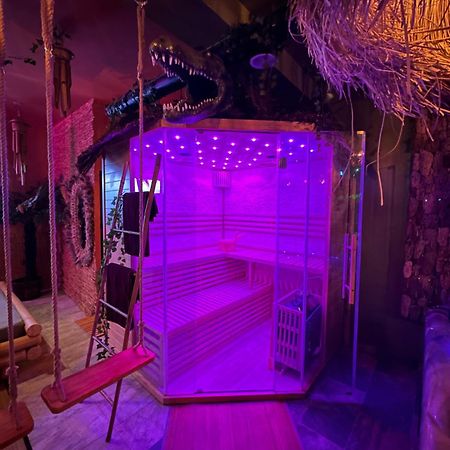 Jungle Spa Bed and Breakfast Dunkirk Exterior foto