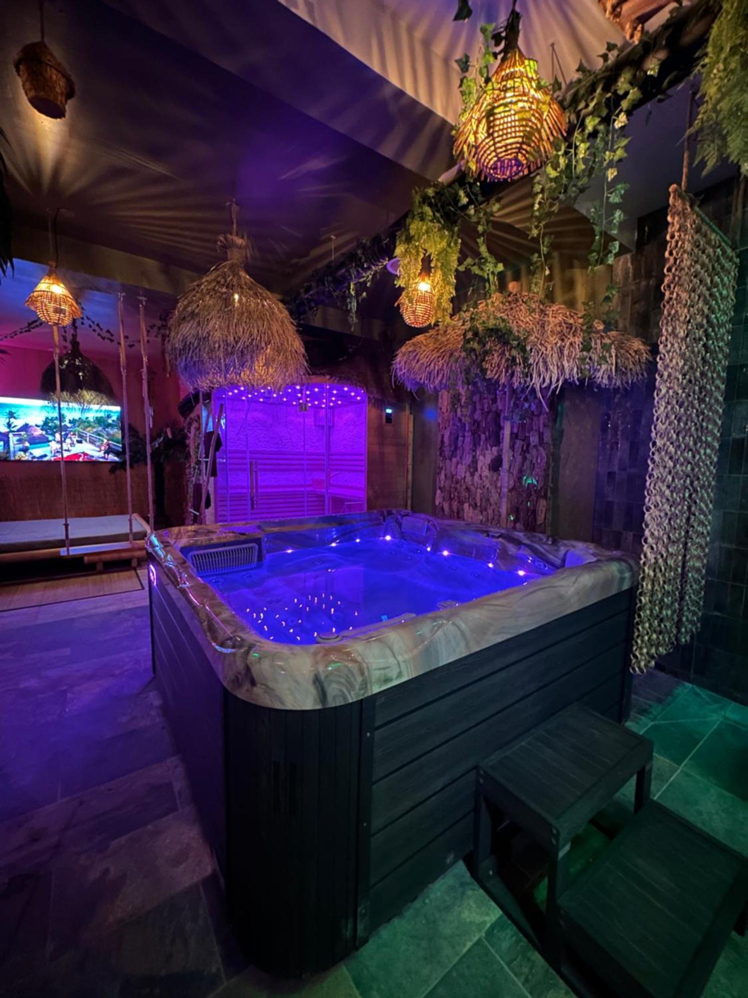 Jungle Spa Bed and Breakfast Dunkirk Exterior foto