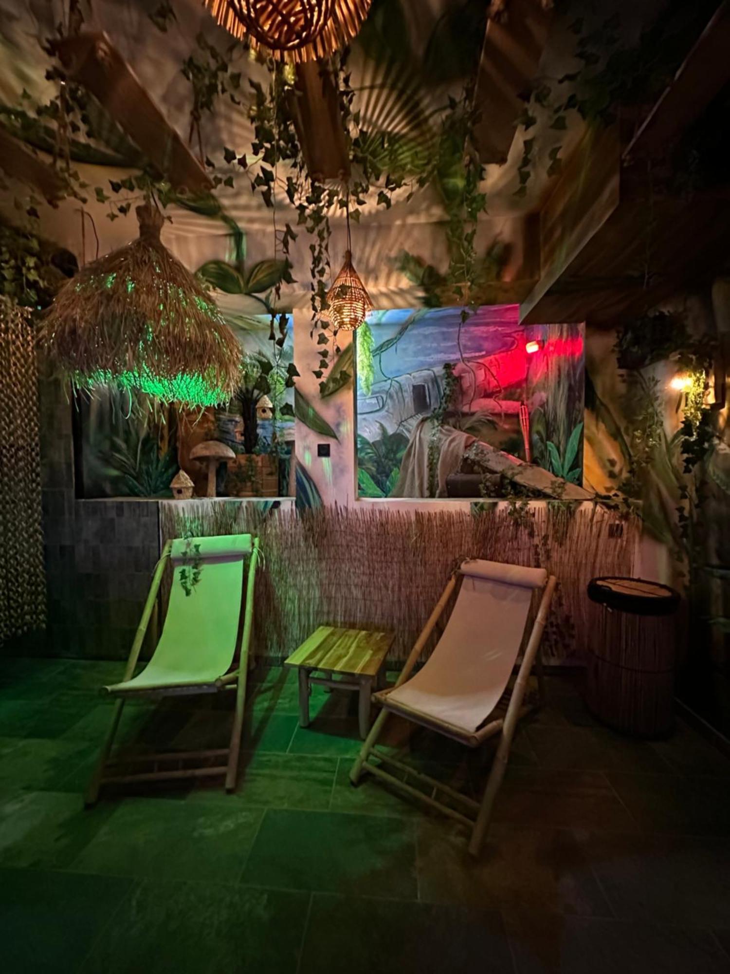 Jungle Spa Bed and Breakfast Dunkirk Exterior foto